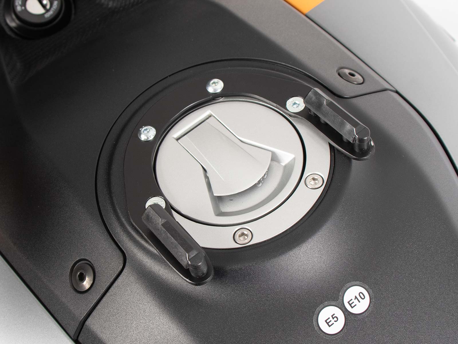 Tankring Basic für Moto Guzzi Stelvio (24-) Hepco & Becker