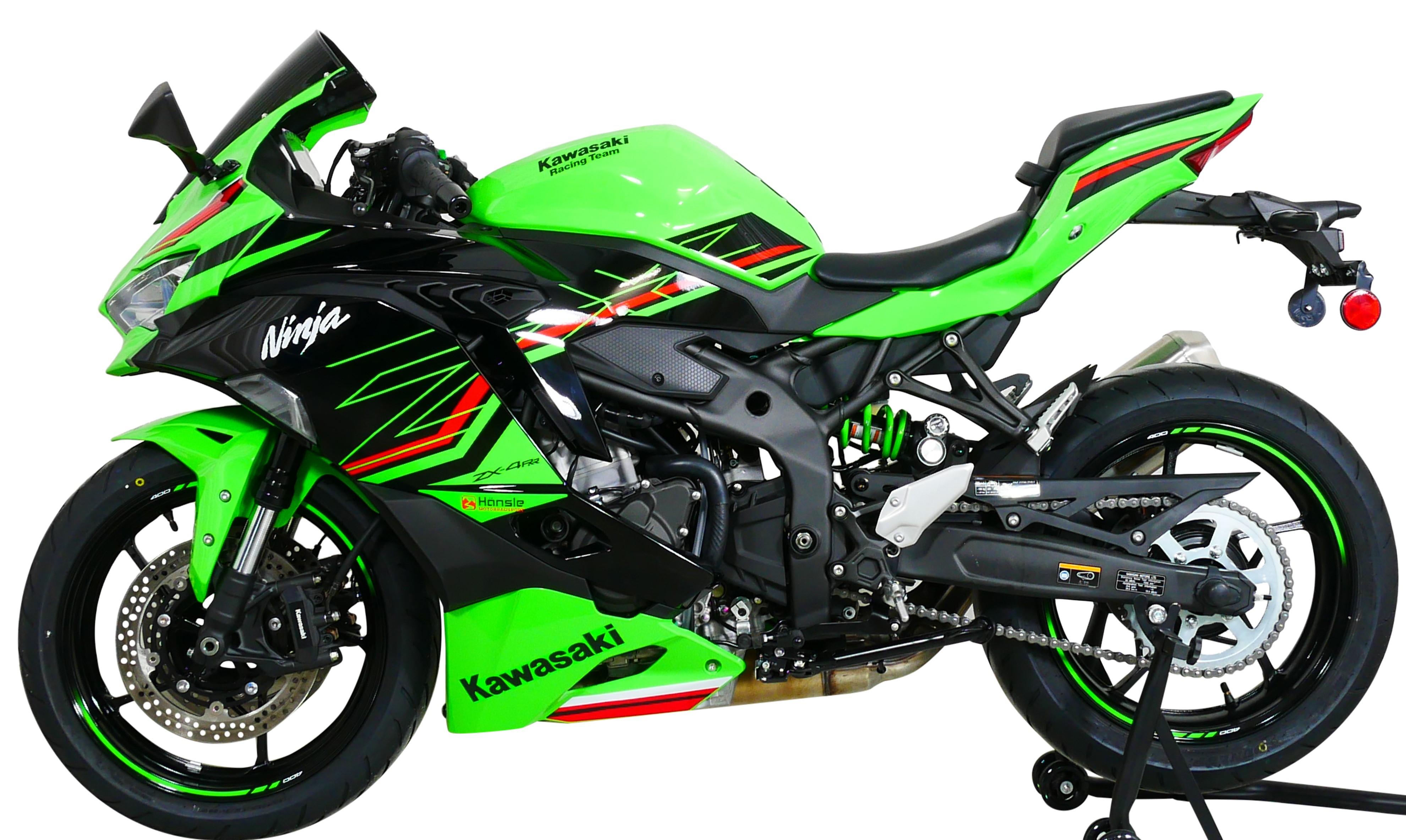MRA Racingscheibe "R" schwarz für Kawasaki ZX-4 R / ZX- 4 RR (24-)