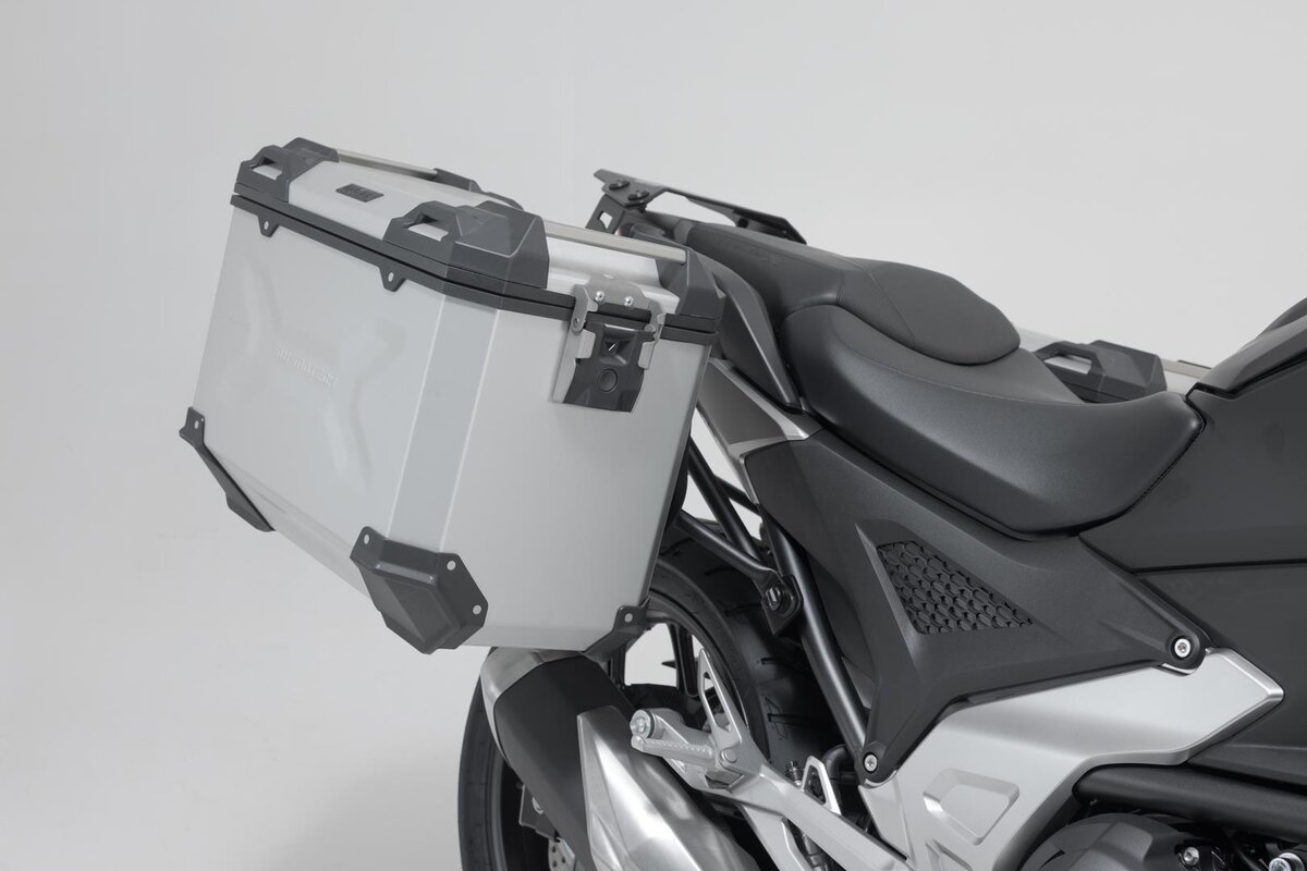 SW-Motech TRAX ADV Alukoffer-System silber für (37l) für Honda NC750X (21-), RH09