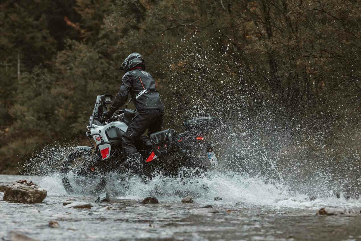 SW-Motech SysBag WP M mit Adapterplatte links für Honda XL 750 Transalp (23-)