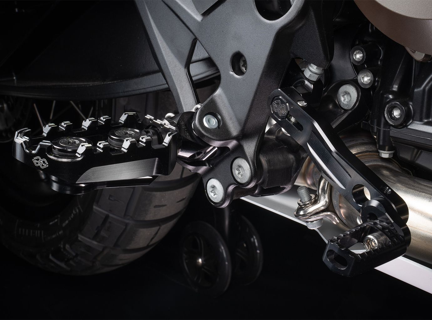 Gilles TECH-X Enduro Fußrasten mit ABE für Ducati Multistrada 1200 /S, 1260 /S