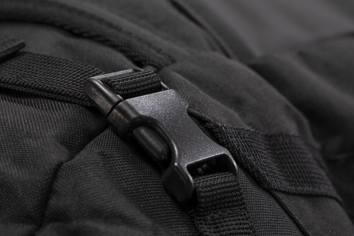 SW-Motech ION L Motorrad Hecktasche für Kawasaki Vulcan 900 Classic (06-16), VN900