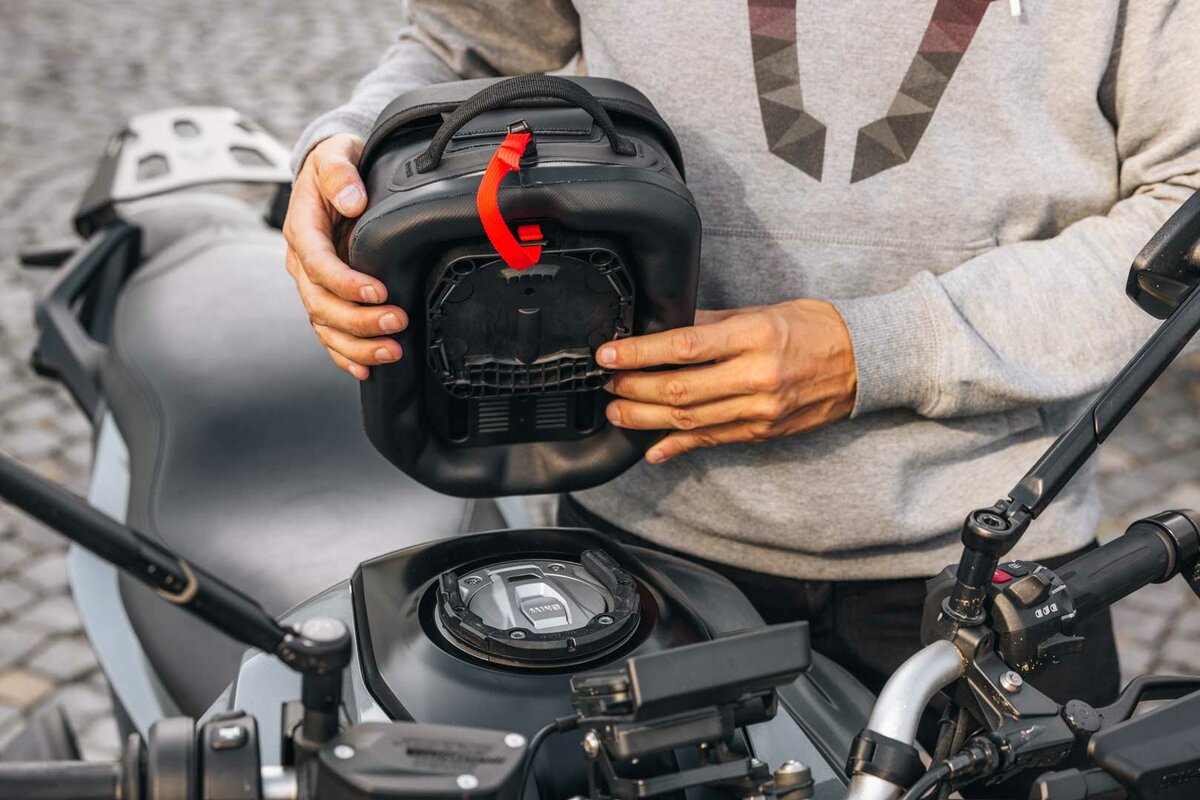 SW-Motech PRO Micro WP wasserdichter Tankrucksack für BMW R 12 G/S (25-)