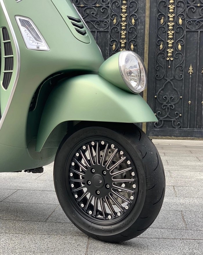 Felge Sport Classic vorne/hinten für Vespa GTS/​GTS Super/​GTV/​GT/​946 125-300ccm, schwarz matt