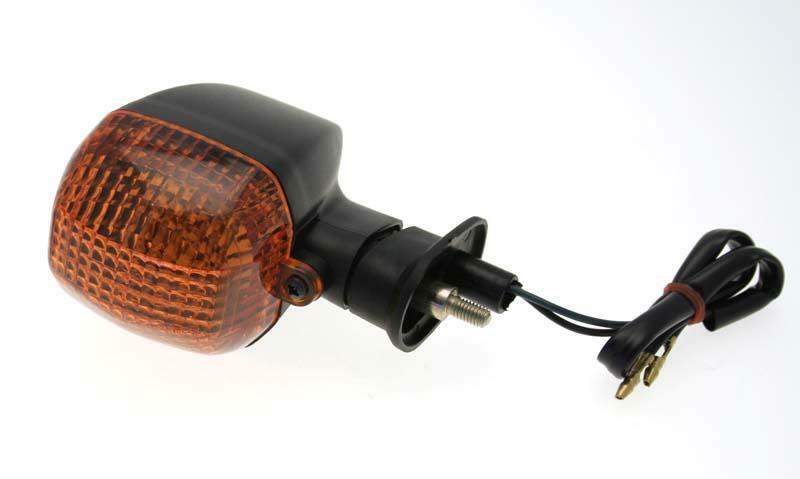 Blinker hinten rechts für: YAMAHA FZS600 FAZER '98-99, YZF-R6 '99-02, YZF-R1 '98-01