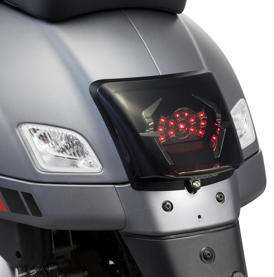 Rücklicht Set für Vespa GTS/​GTS Super/​GTV 125-300ccm ('14-'18), getönt