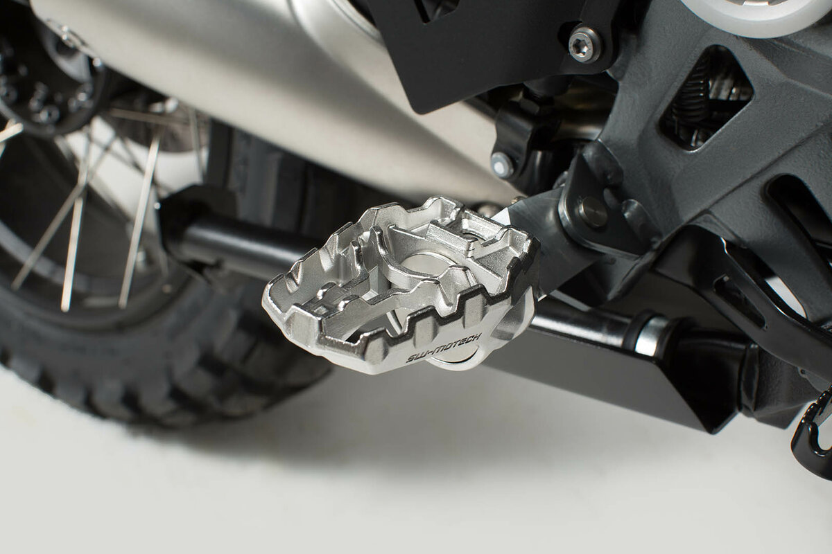 SW-Motech Verstellbare Fußrasten EVO, Edelstahl, für BMW F 800 GT