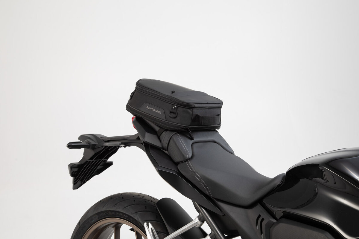 SW-Motech ION S Motorrad Hecktasche für Triumph Street Triple 765 S /R /RS (17-19)