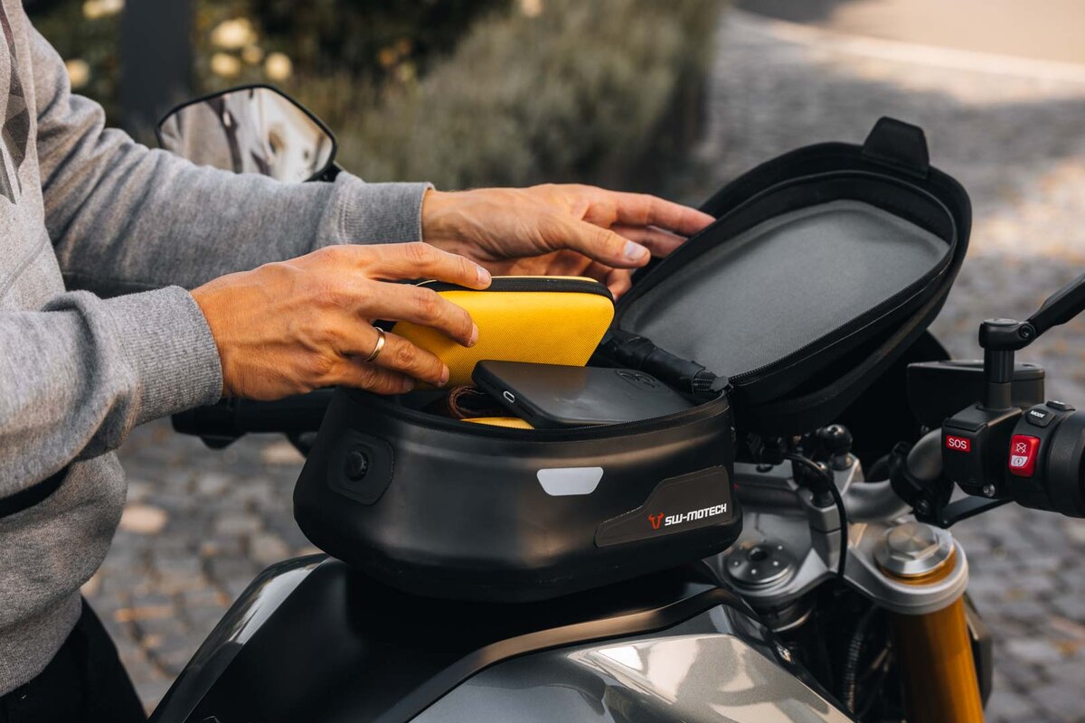 SW-Motech PRO Micro WP wasserdichter Tankrucksack für BMW R 12 G/S (25-)