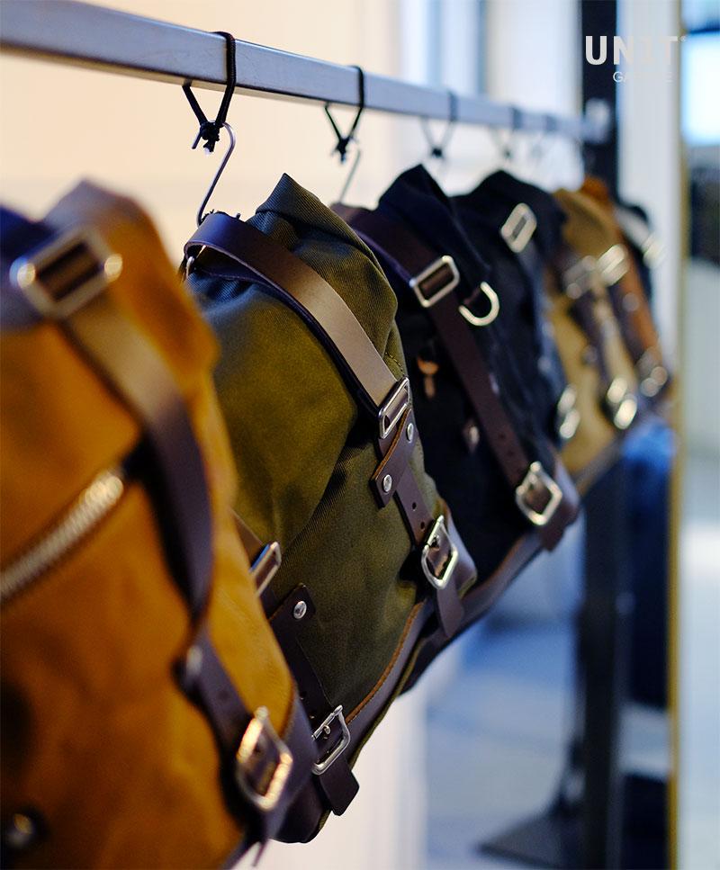 Canvas-Seitentasche 10L-14L - Beige/Braun - Unit Garage