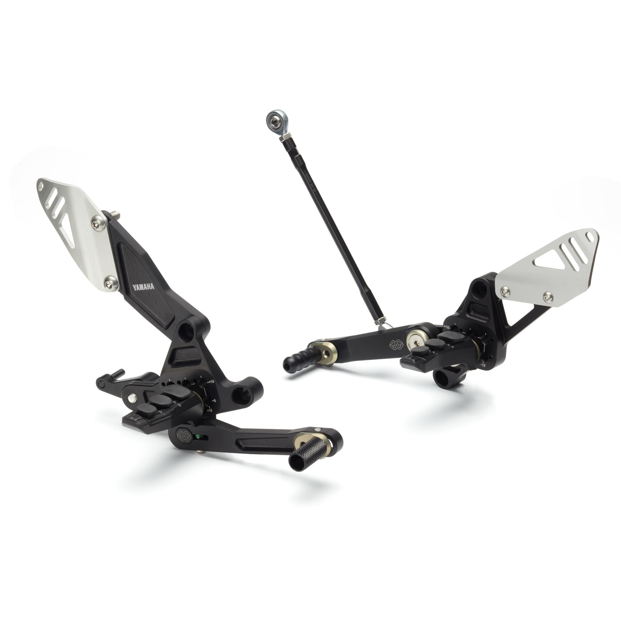 Original Yamaha Tracer 700 Billet-Fußrastenanlage