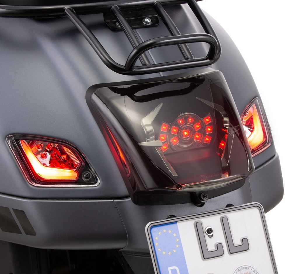 Blinker Kit hinten links/rechts für Vespa GTS/​GTS Super/​GTV 125-300ccm ('14-), klar