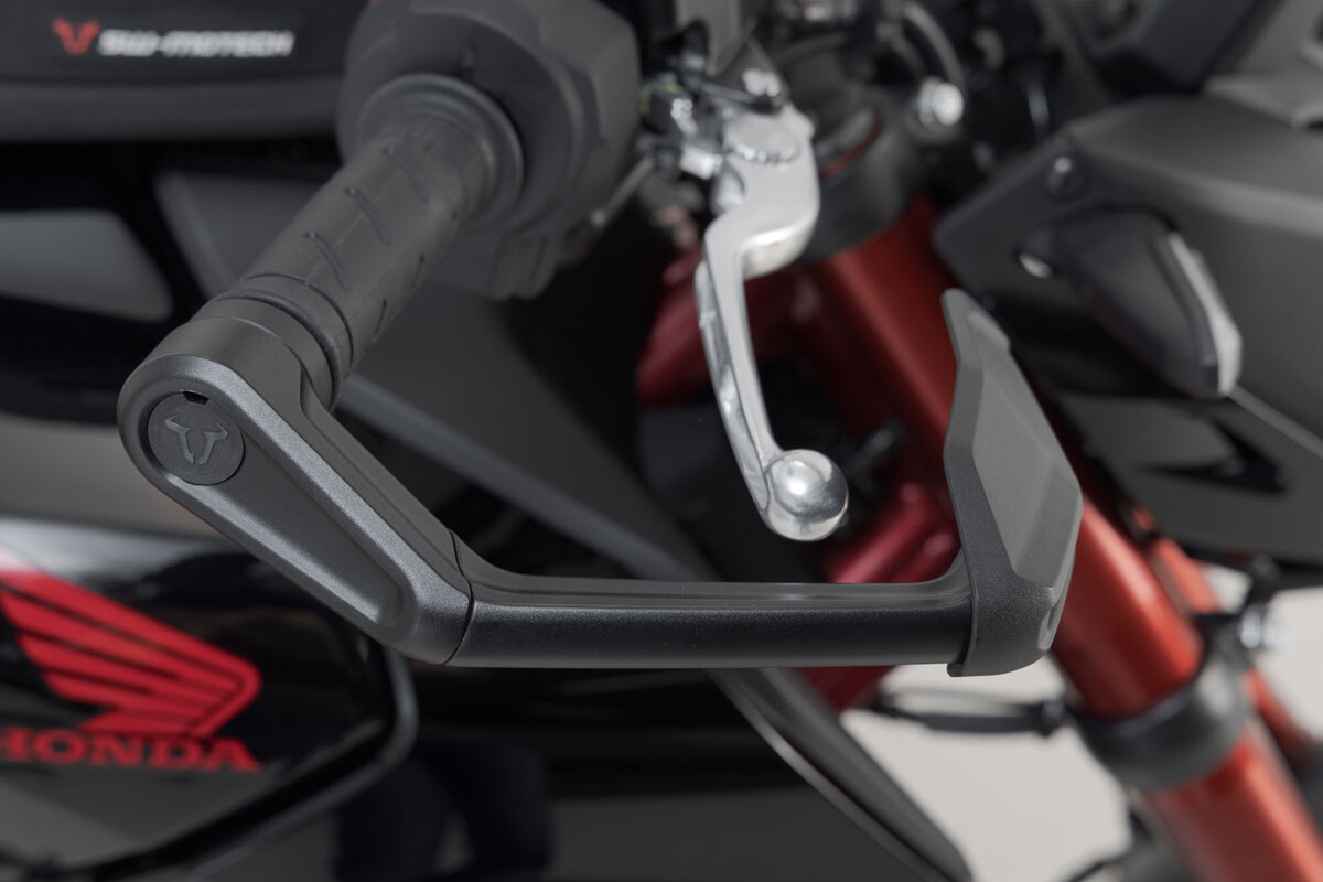 SW-Motech Hebelschützer mit Windabweiser für Honda CB 750 Hornet (23-)