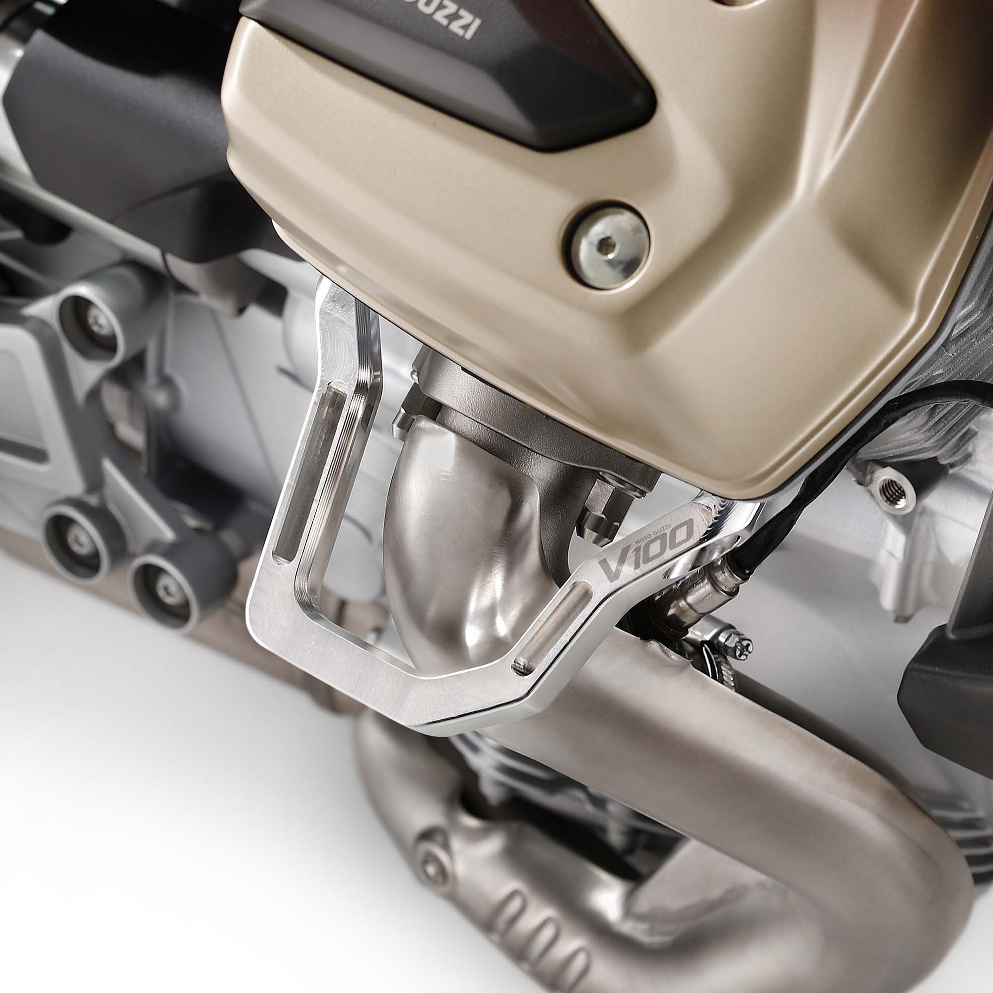 Aluminium Zylinderkopfschutz für Moto Guzzi V100 Mandello / Stelvio