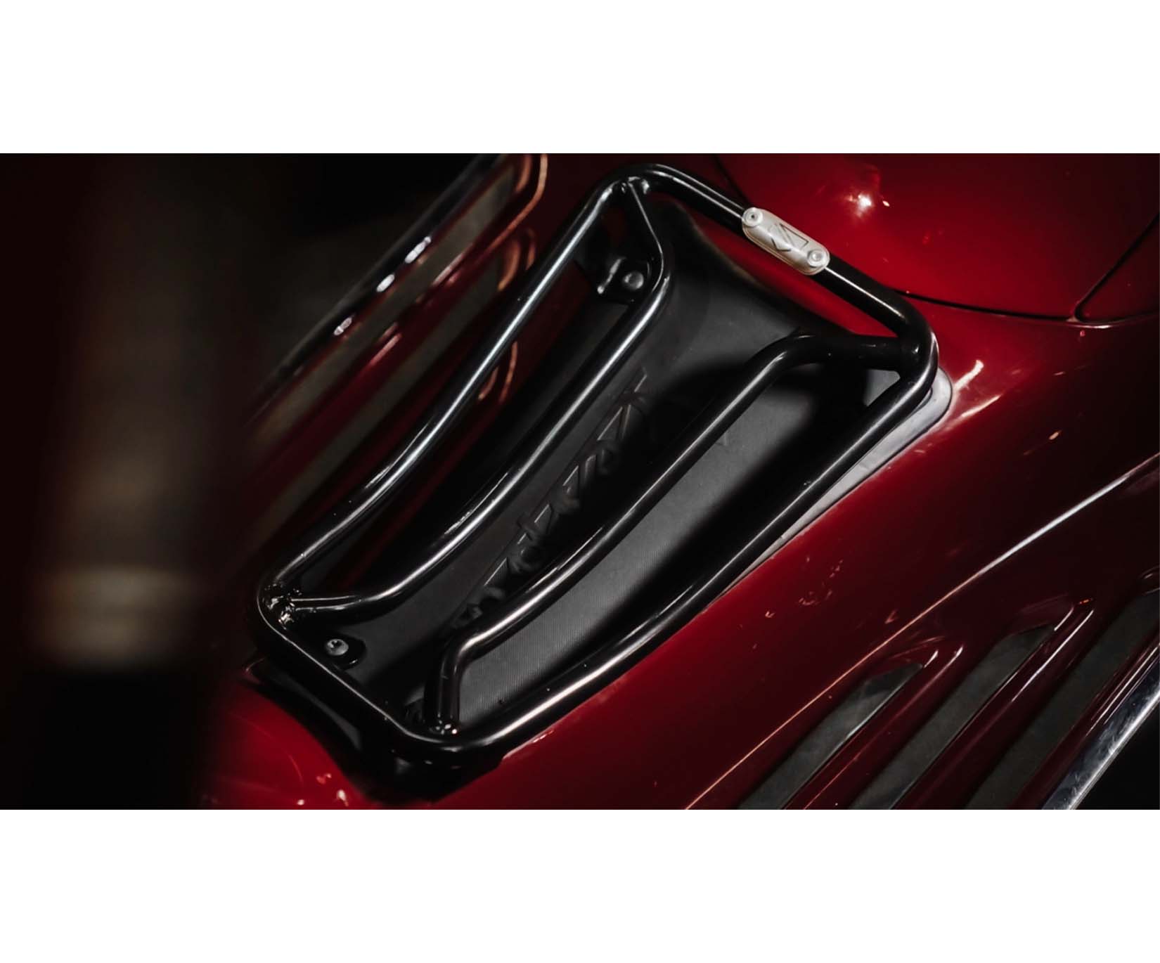 Gepäckträger Durchstieg schwarz für Vespa Primavera/​Sprint 50-150ccm