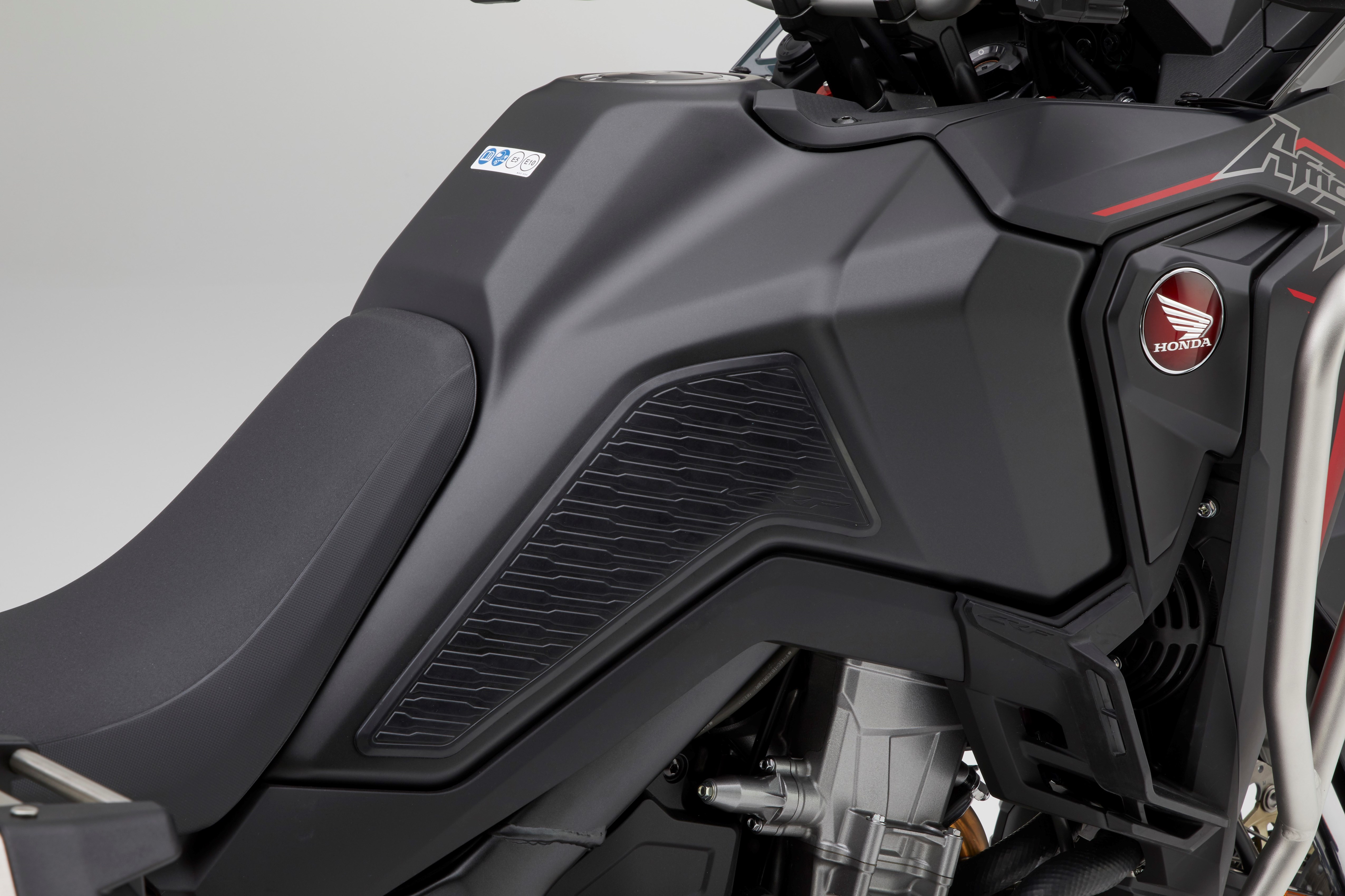 Seitliche Tankprotektoren für Honda CRF1100L Africa Twin original 2020-