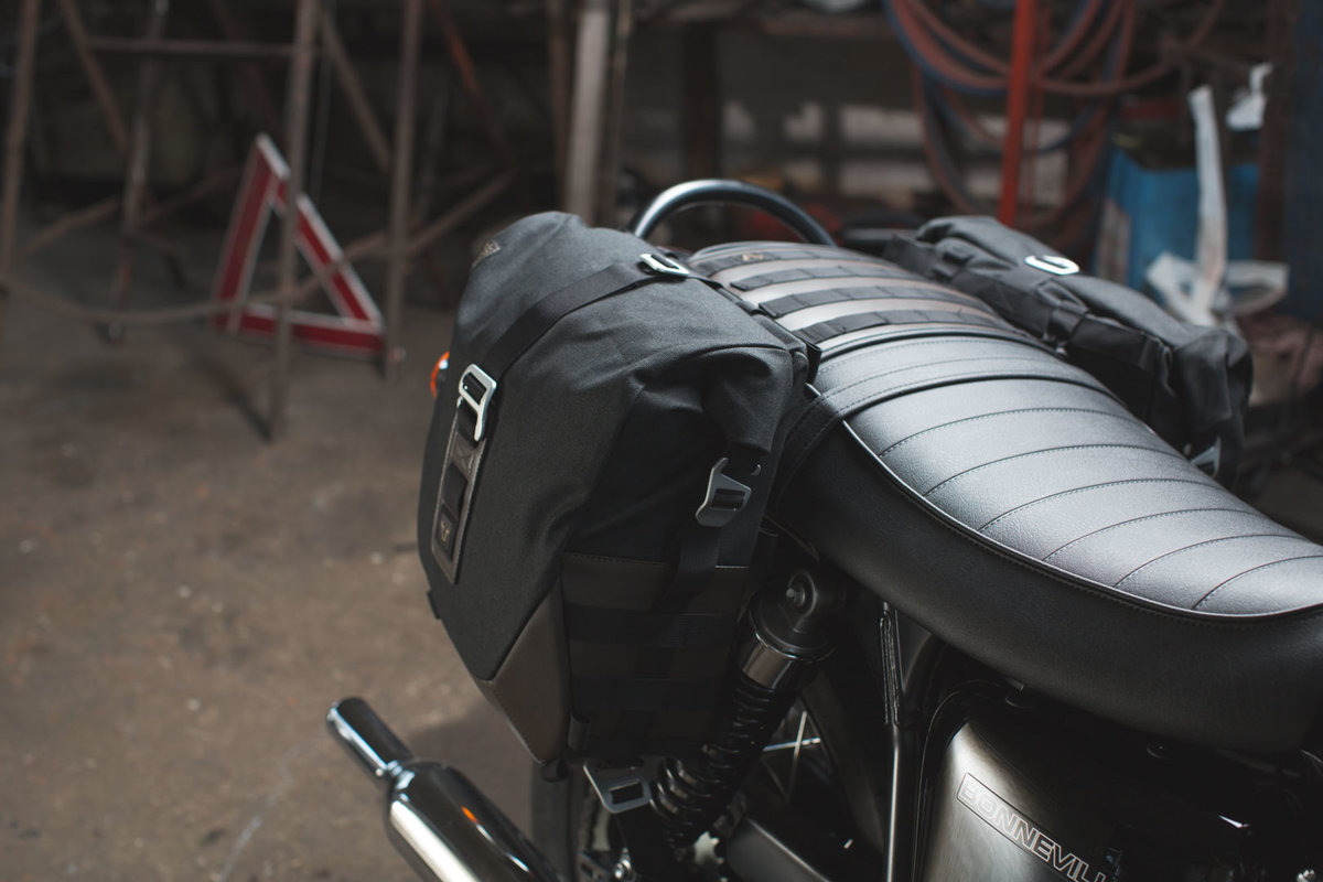 SW-Motech Seitentaschen-Set für Moto Guzzi V9 Roamer/Bobber (15-) SW-Motech Legend Gear LH/KP