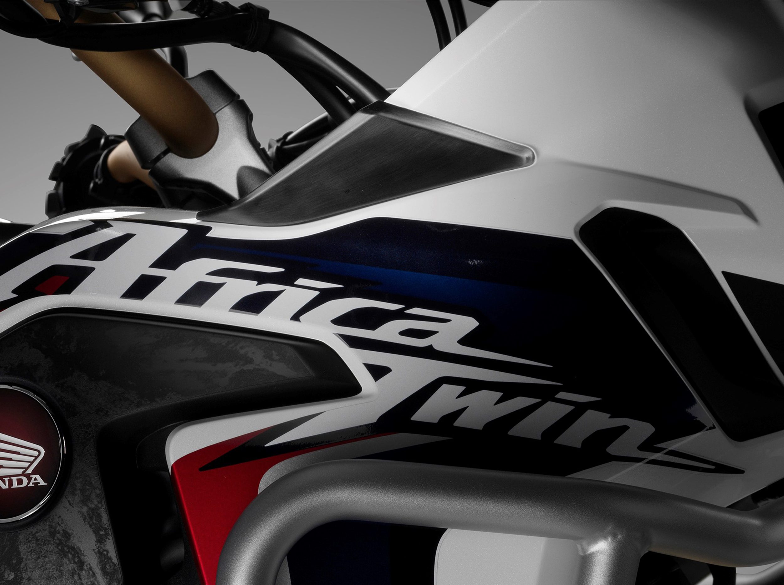 Original Honda Windabweisersatz oben für Africa Twin CRF1000L