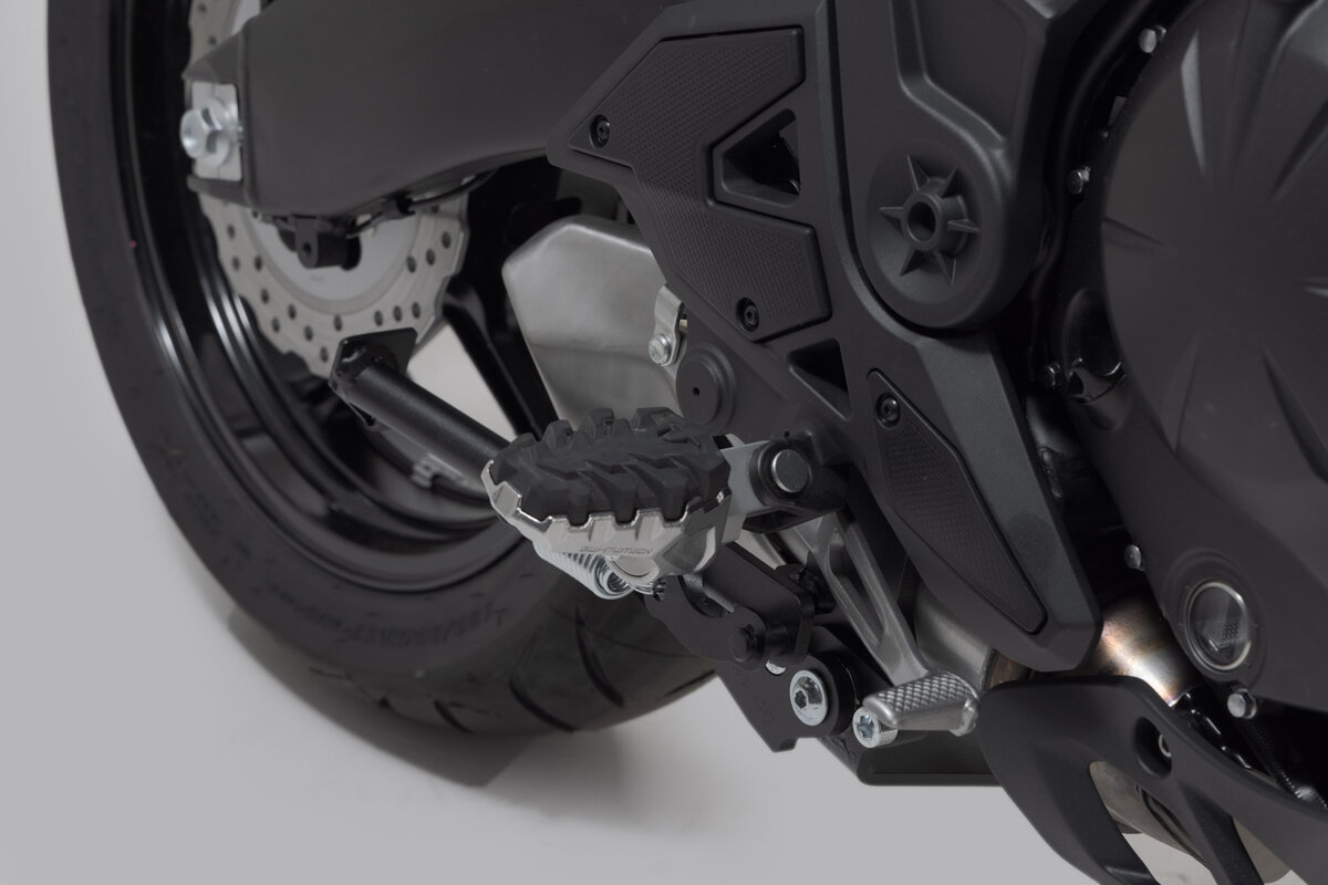 SW-Motech Verstellbare Fußrasten EVO, Edelstahl, für Kawasaki Versys 1000