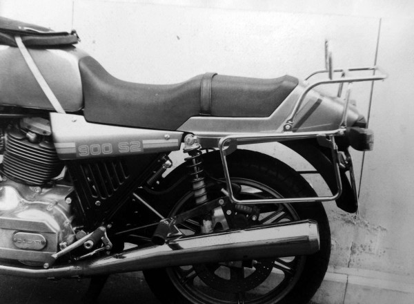 Rohrgepäckbrücke Topcase-Träger und Seitenkofferträger schwarz für Ducati 900 S2 (82-84)