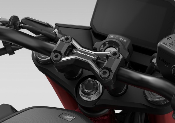 Lenkerbrücke Aluminium für Honda CB 750 Hornet (23-) Original
