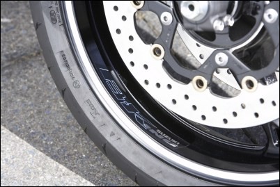 Felgenaufkleber, Vorderrad für Suzuki GSX1300 B-King BJ. 2008-2011