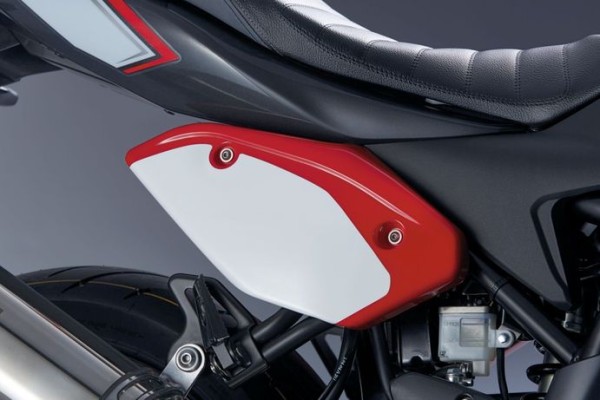 Nummerntafel (weiß/rot) für Suzuki SV650 BJ. 2016-2017
