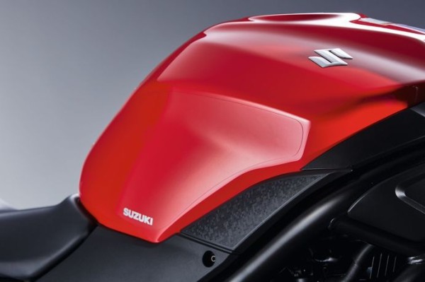 Tankschutzfolie, transparent für Suzuki SV650 BJ. 2016-2017