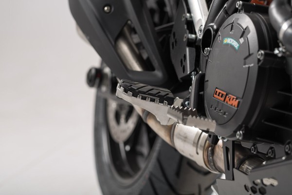 SW-Motech Verstellbare Fußrasten ION, Edelstahl, für Husqvarna Norden 901
