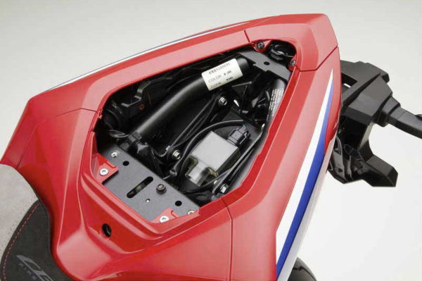 USB-Ladestecker original für Honda CBR1000RR-R BJ 20-