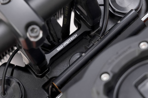 SW-Motech Lenkererhöhung, schwarz für Ø 32 mm Lenker, H=50 mm für Harley Davidson Pan America